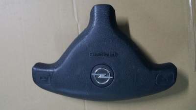 Подушка безопасности водителя Airbag накладка 199180 б/у на Опель Astra G