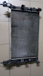 Радиатор охлаждения Meriva Z17DTH DTL на Опель Meriva A